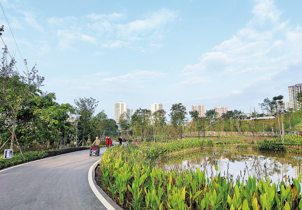 该公园位于棠香街道办事处红星社区,地处城区中心地带,总面积239