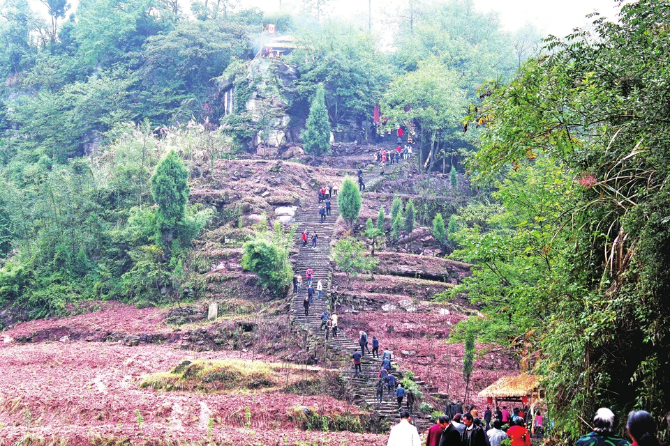 重走小川东道 记者毛双摄
