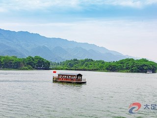 畅游龙水湖